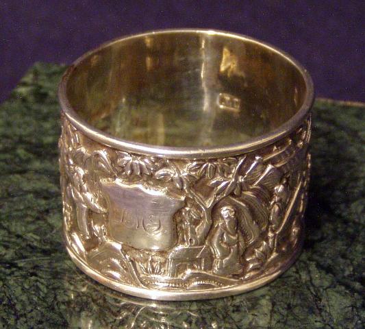 900F Napkin ring w/double skin of Mandarins in a Scholar's garden