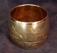 Frosted Portuguese Napkin Ring